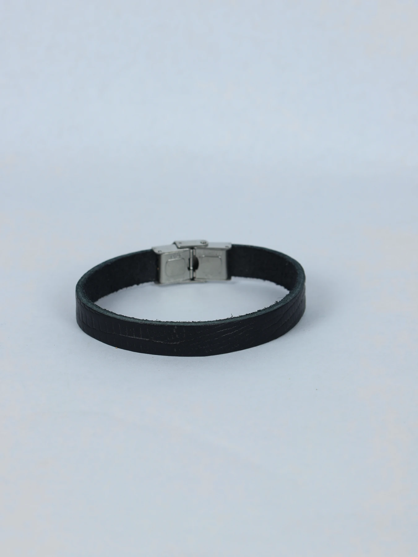 Pulsera grabada serpiente · Negro · imagen 1