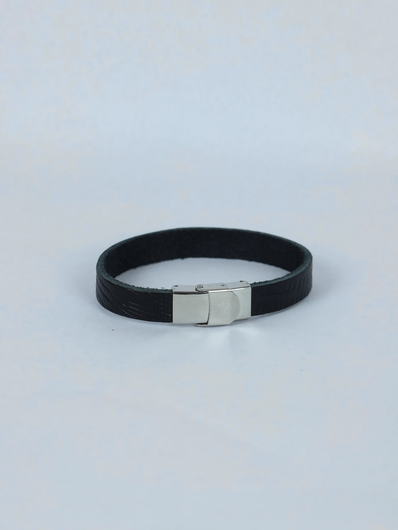 Pulsera grabada serpiente · Negro · imagen 2