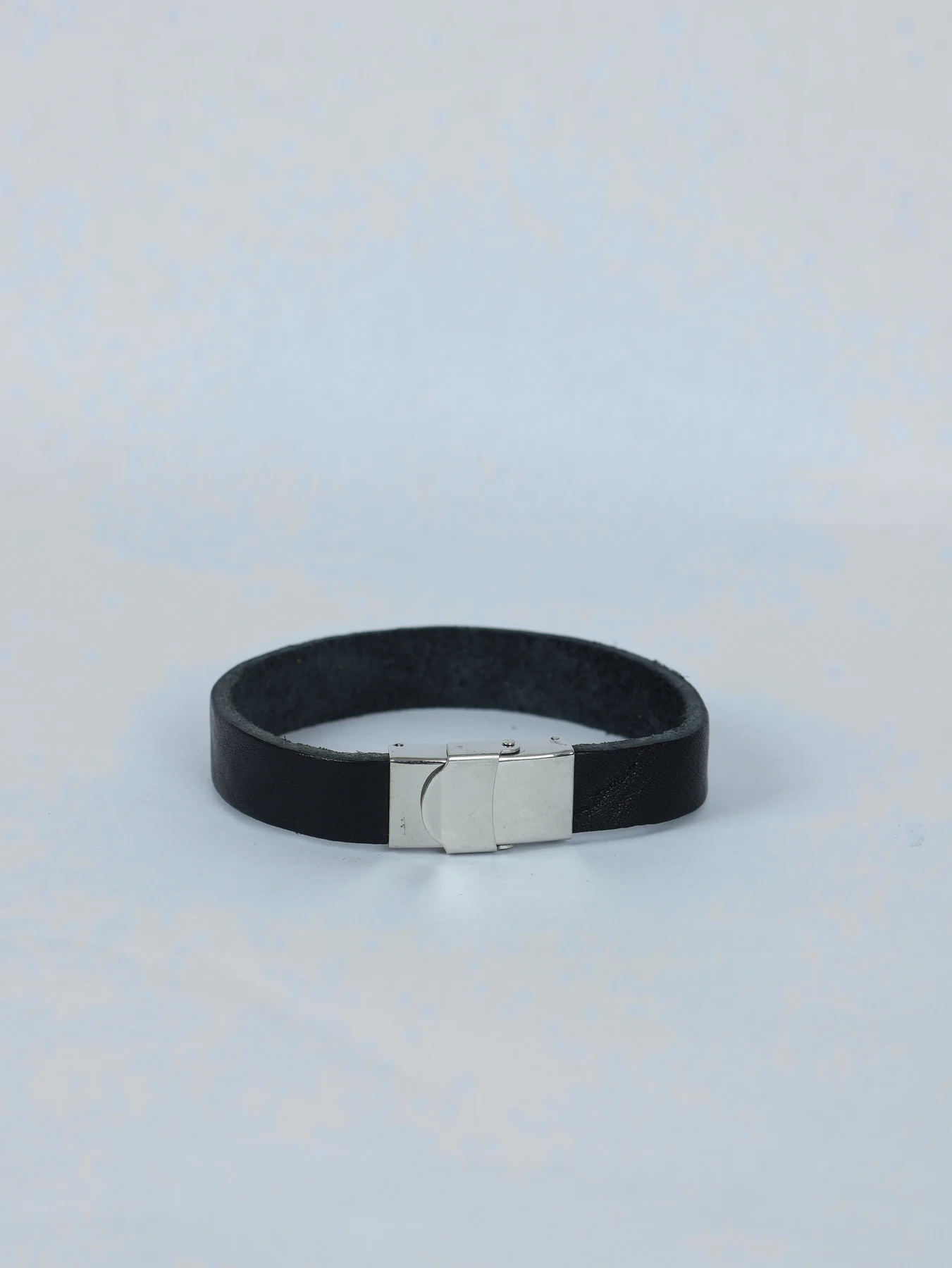 Pulsera al corte · Negro · imagen 2