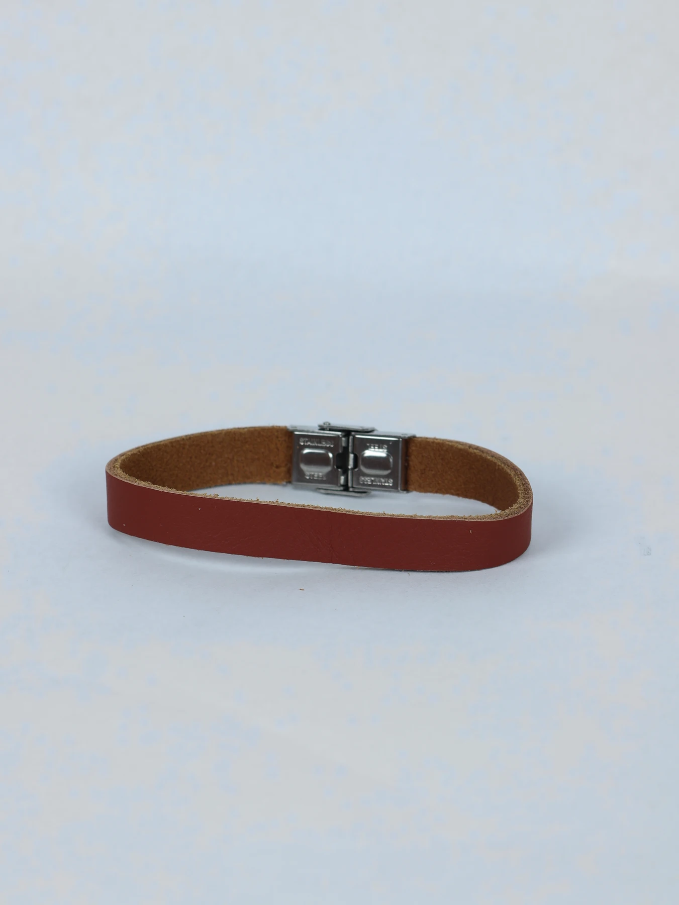 Pulsera de piel con acabado liso · Cuero · imagen 1