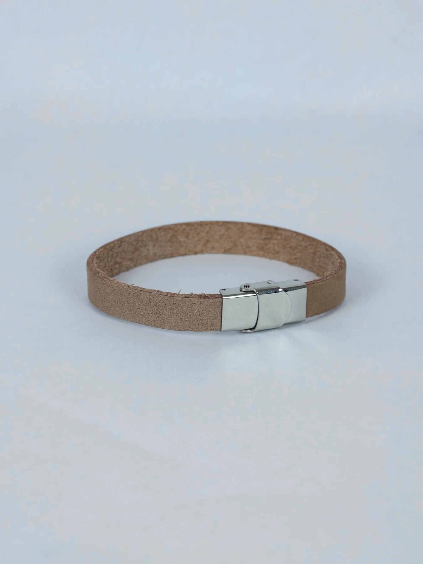 Pulsera de piel con acabado liso · Marrón · imagen 1