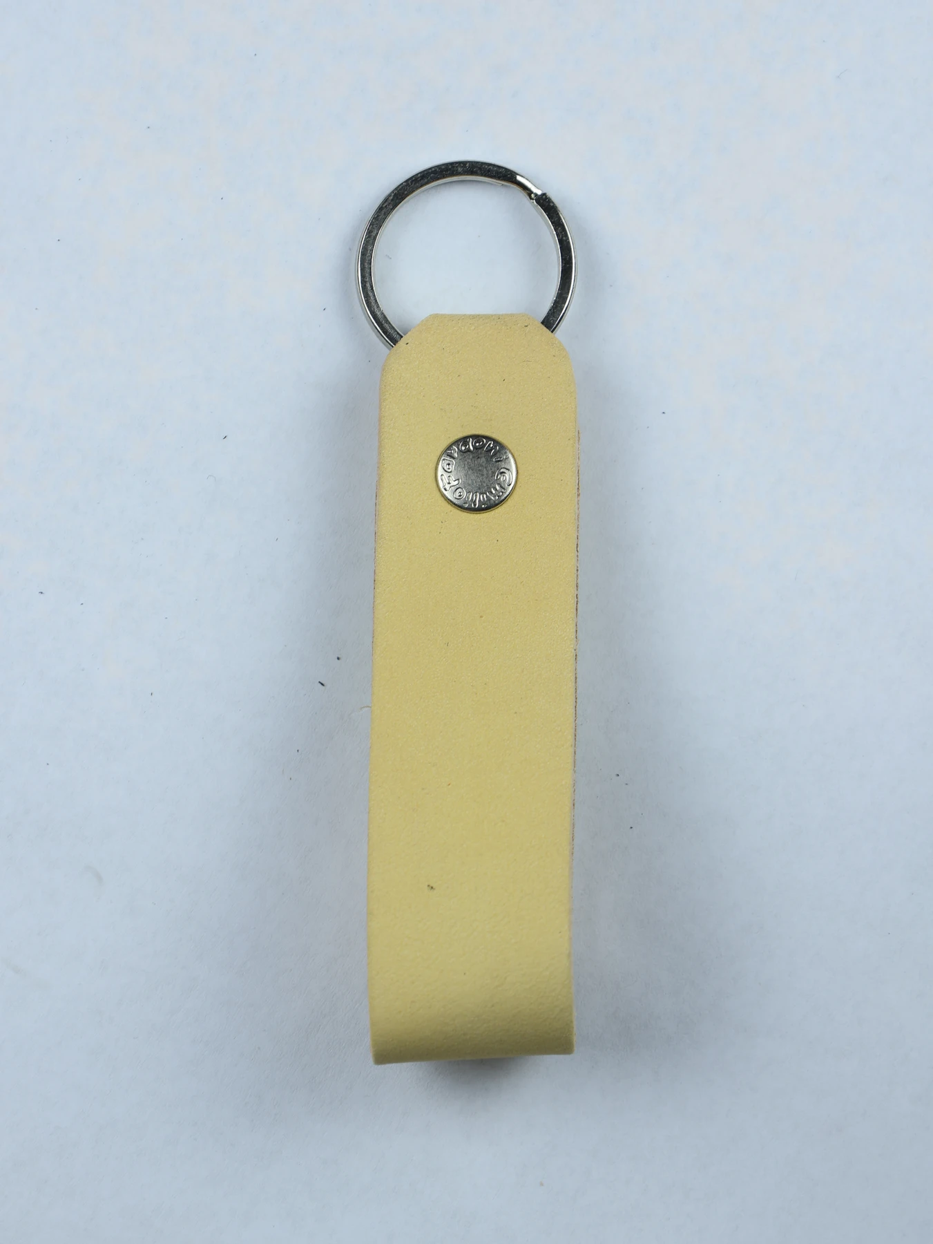Llavero de piel · Amarillo · imagen 1