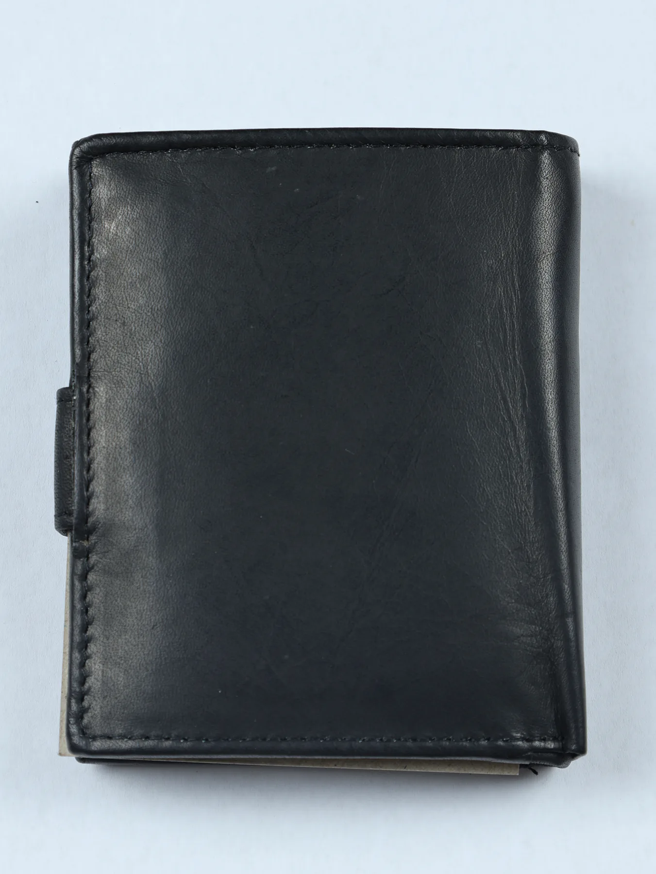 Cartera geométrica de piel · Negro · imagen 2