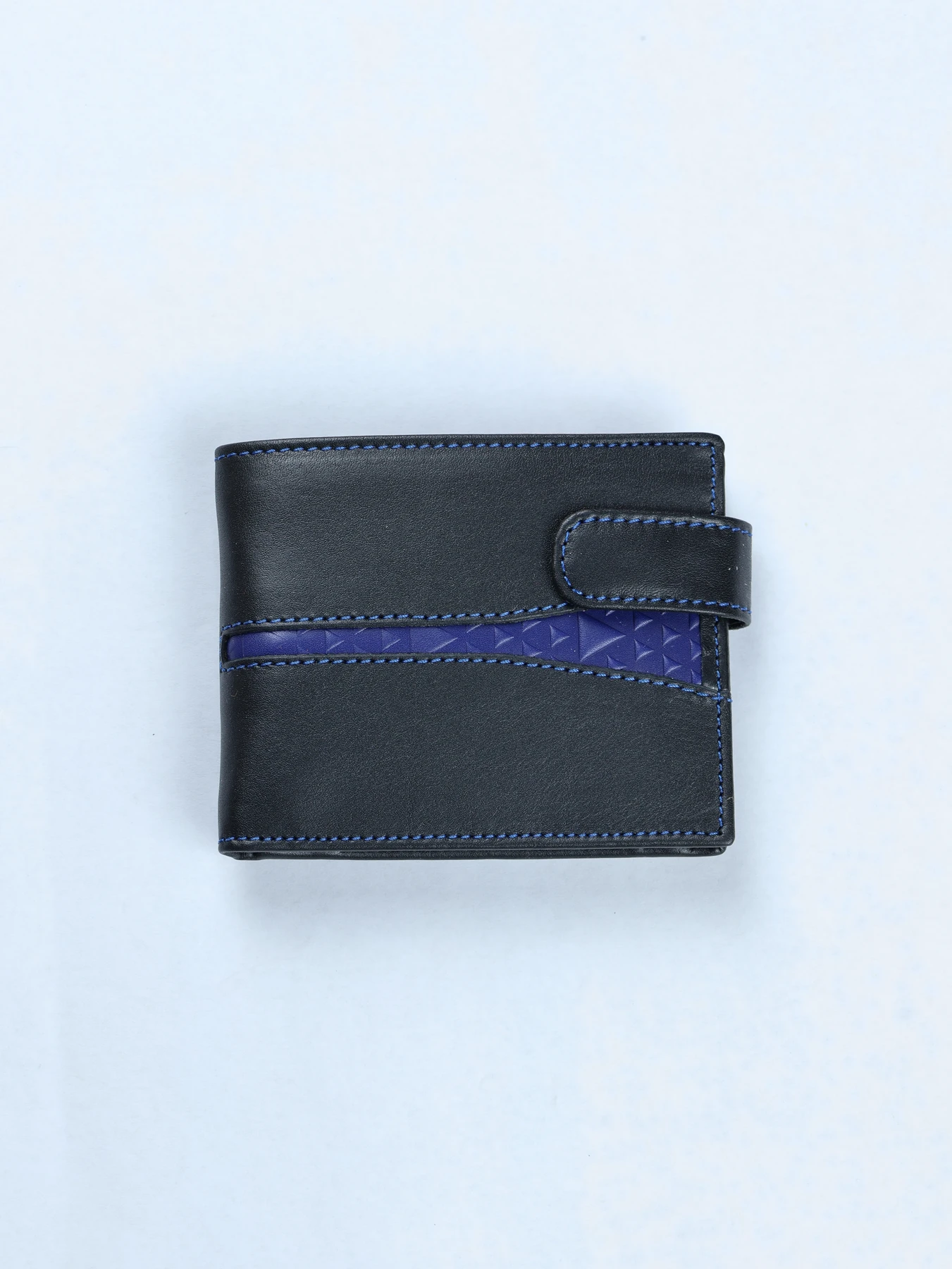 Cartera Estribo con detalle en contraste · Negro/Azul · imagen 1