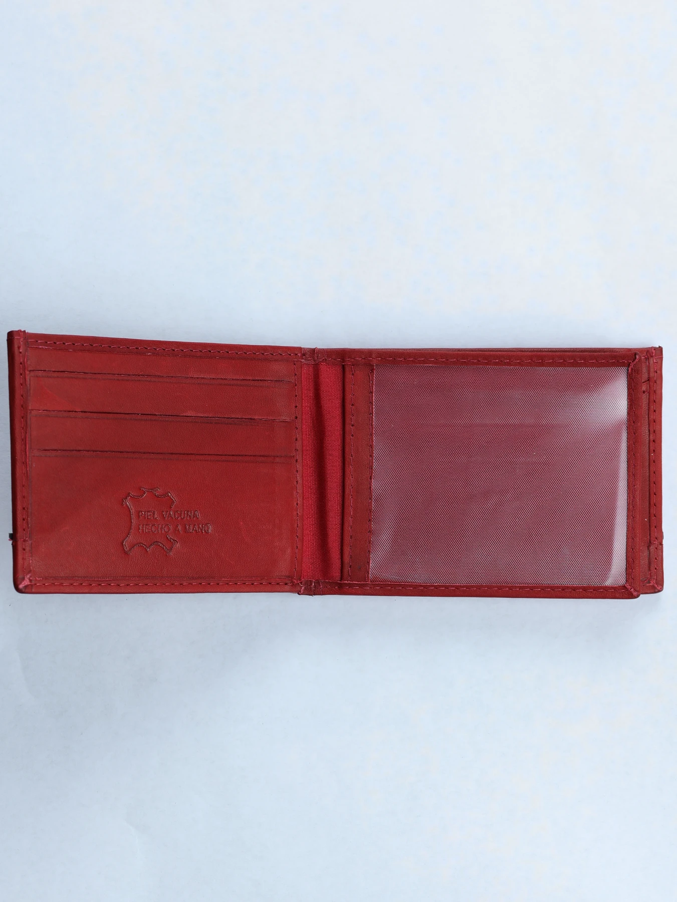 Cartera horizontal de piel con compartimentos · Rojo · imagen 2