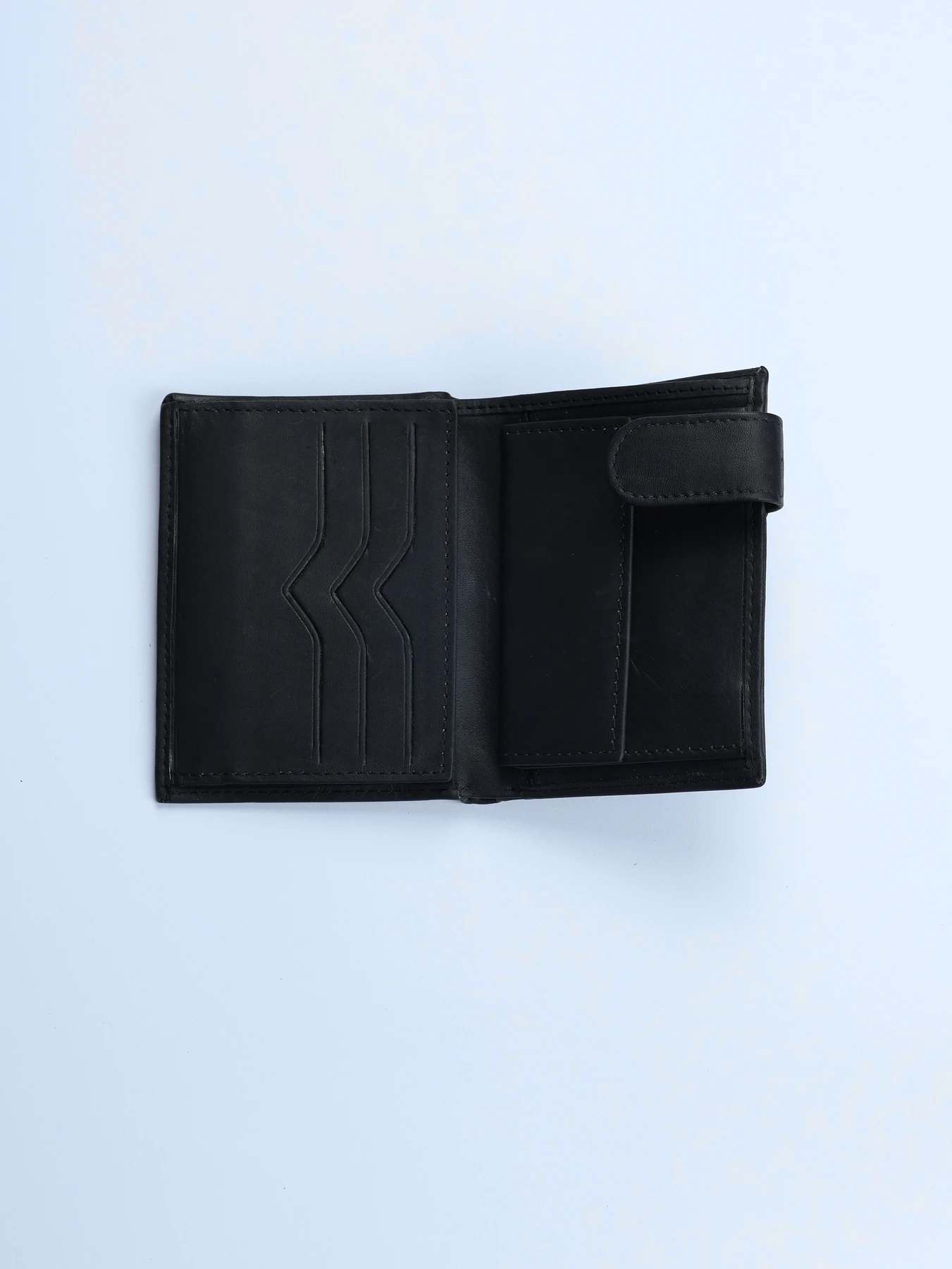 Cartera de piel con paneles geométricos · Negro · imagen 2