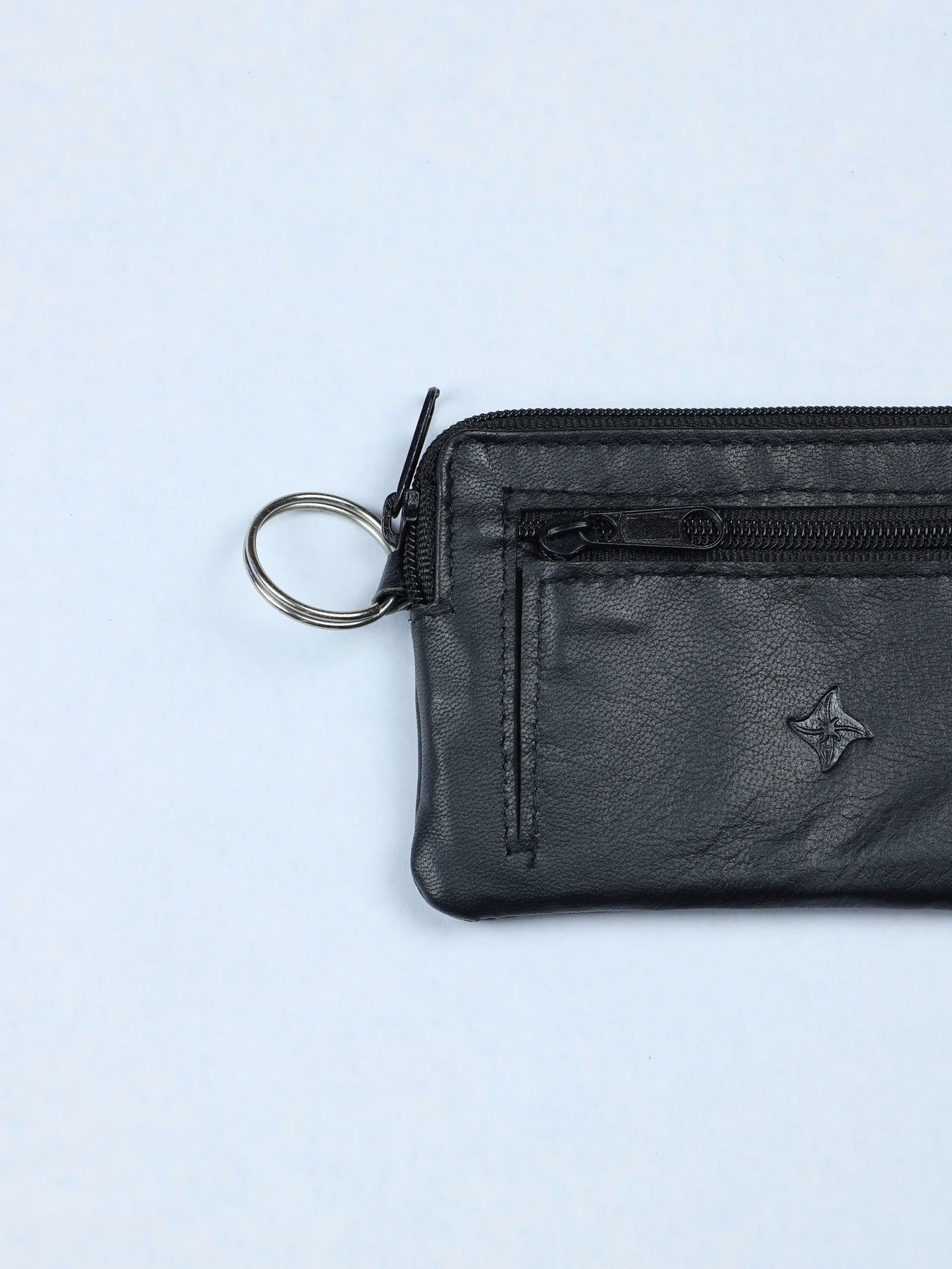 Cartera horizontal de piel clásica · Negro · imagen 3