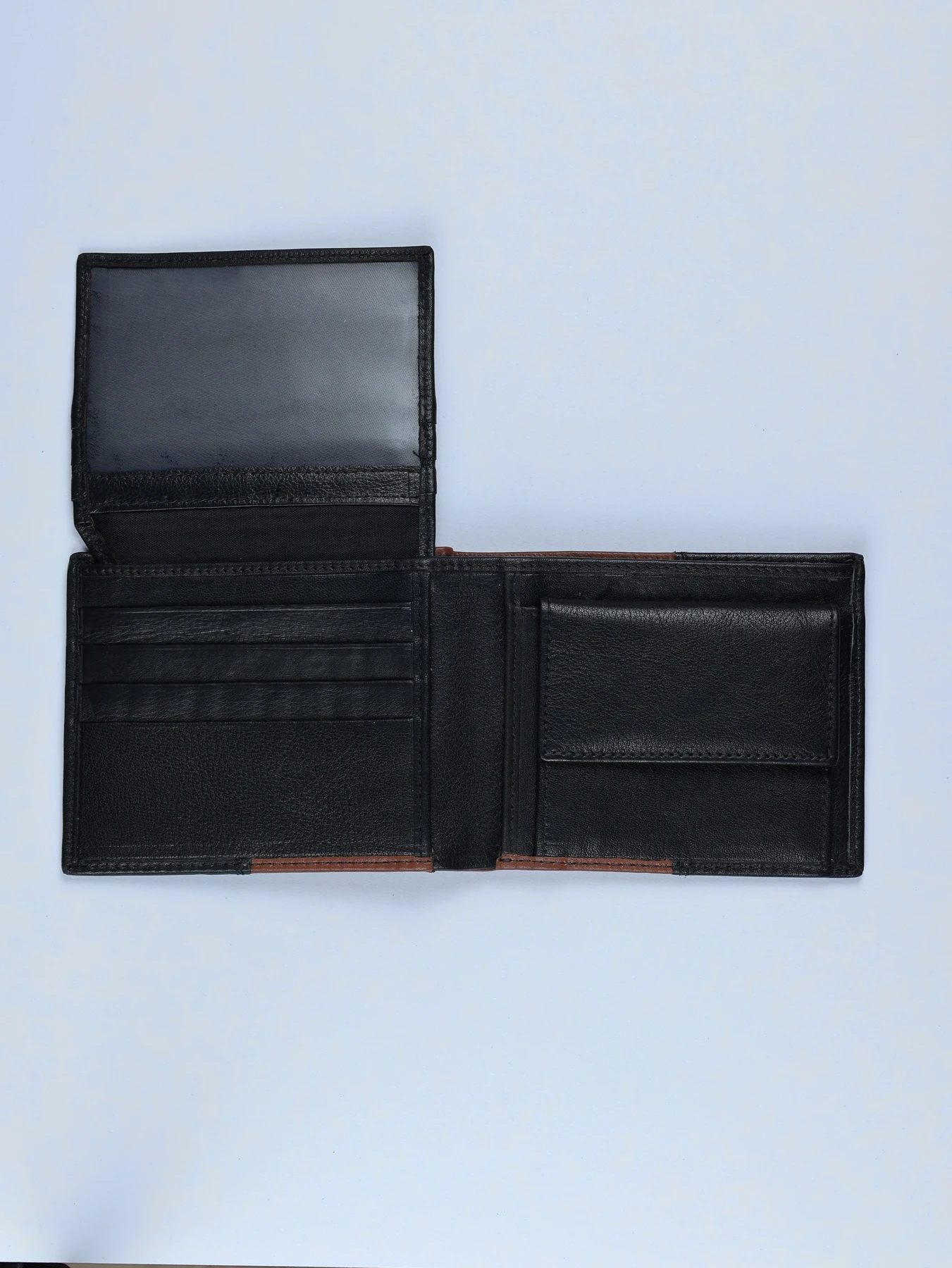 Cartera vertical de piel con laterales en contraste · Negro · imagen 3