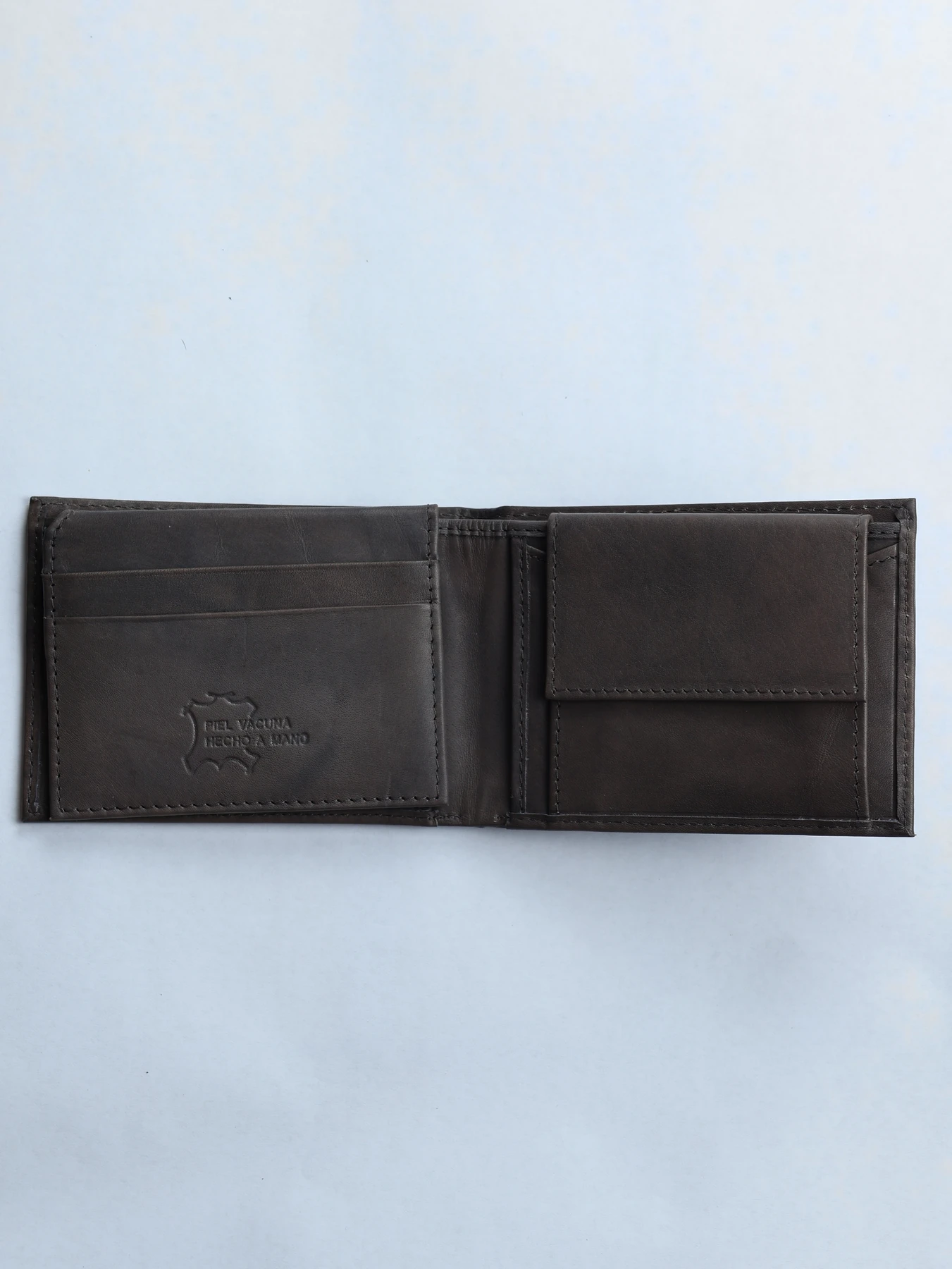 Cartera horizontal de piel · Marrón · imagen 2