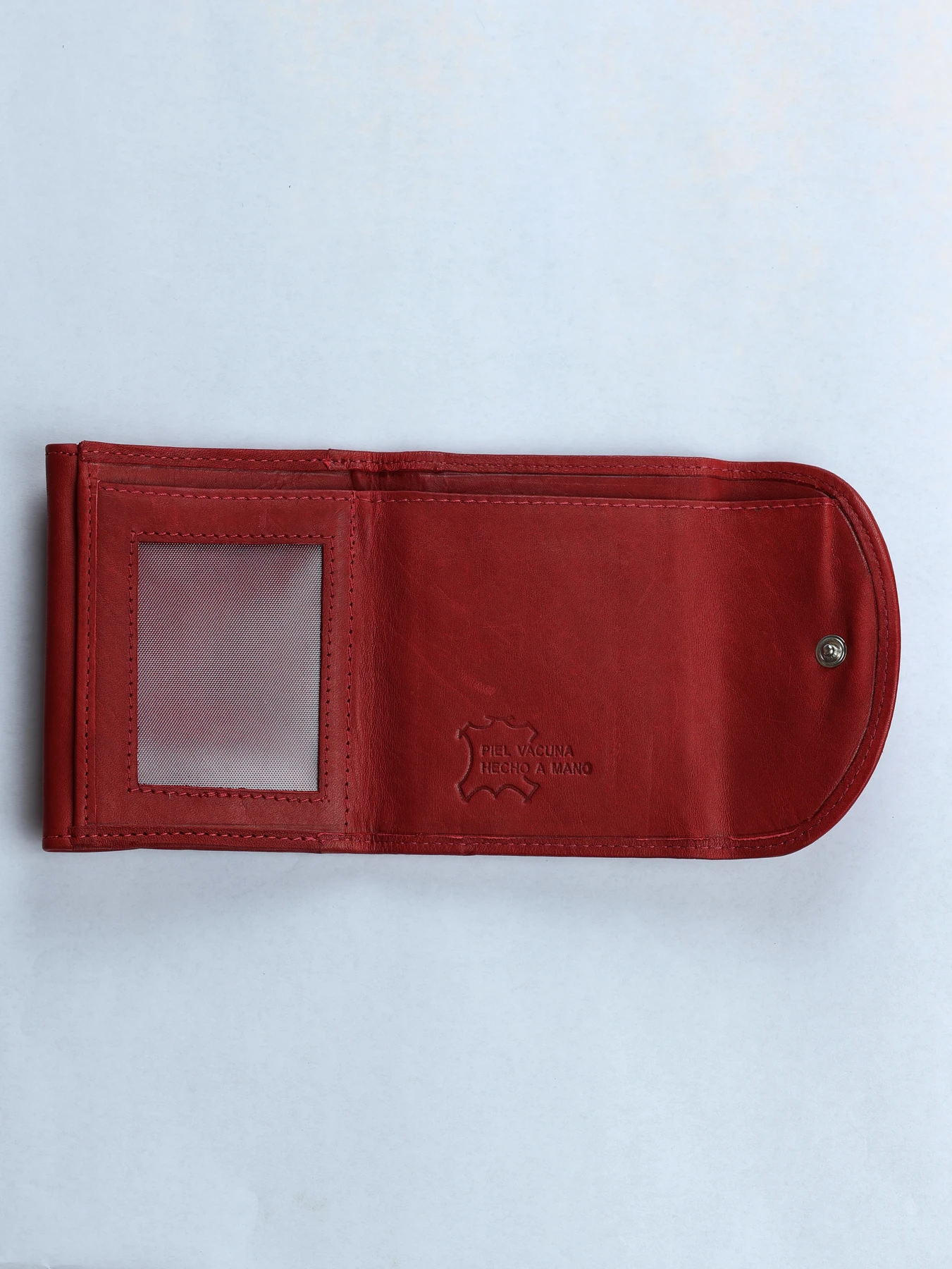 Cartera de piel con solapa redondeada · Rojo · imagen 3