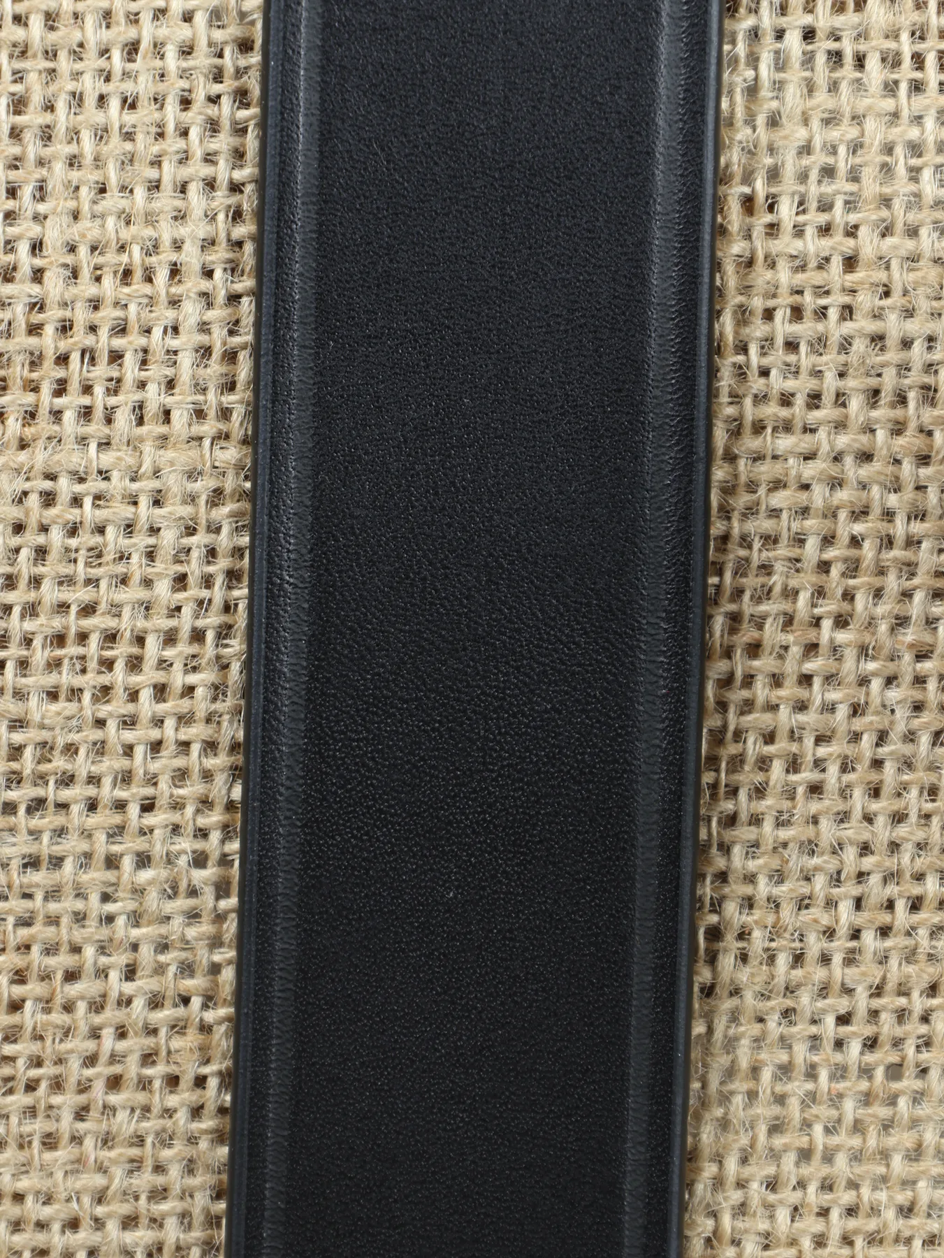 Cinturón de caballero Toi con hebilla forrada y doble trabilla · Negro · imagen 3